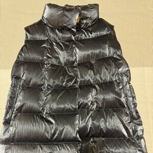 Limited Edition Women Puffy Tall Vest Small